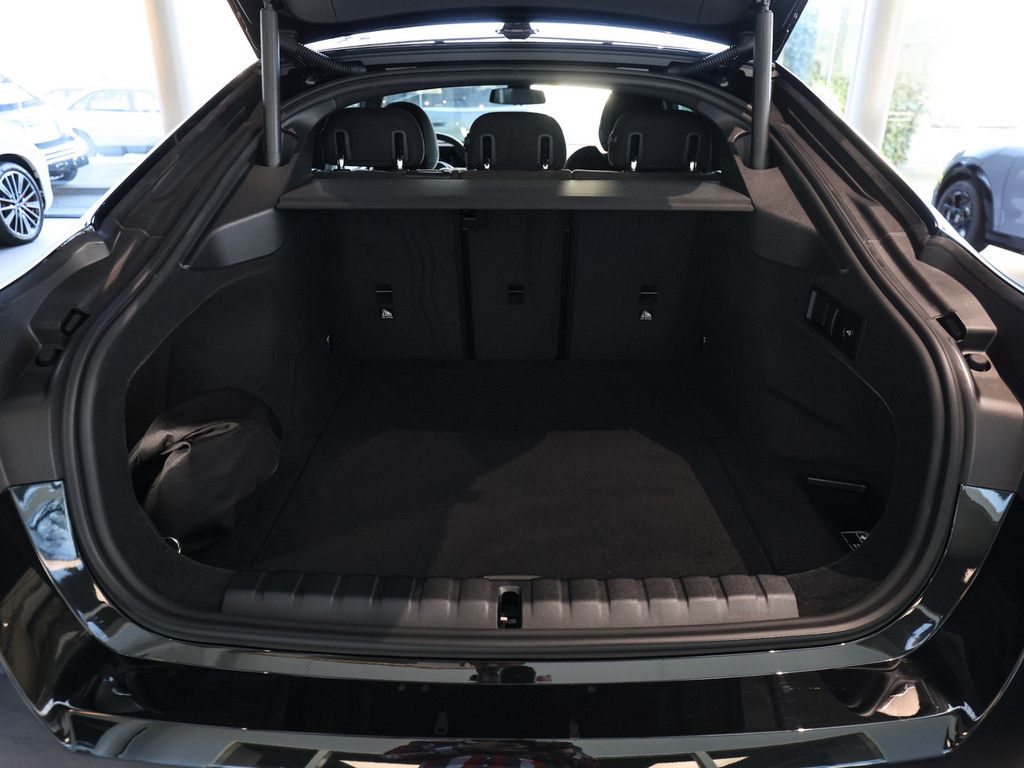 BMW i4 - Bild 12