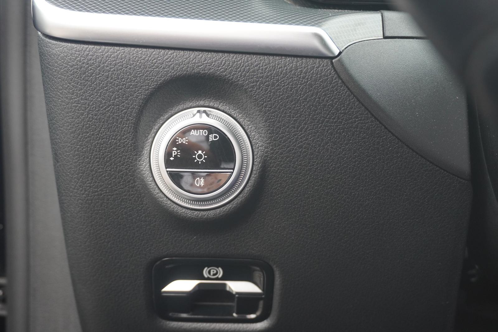 Mercedes-Benz C-Class C200 d T Avantgarde 9G-Tronic LED Navi Teilleder, миниатюра 26