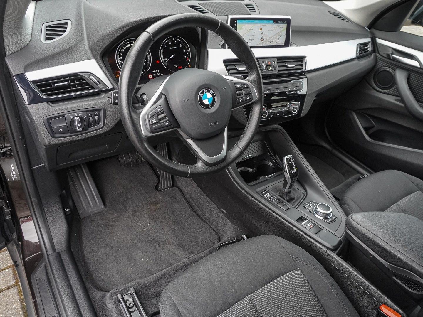 BMW X1 sDrive20i AHK RFK NAVI LED Sound Syst. DAB, миниатюра 7
