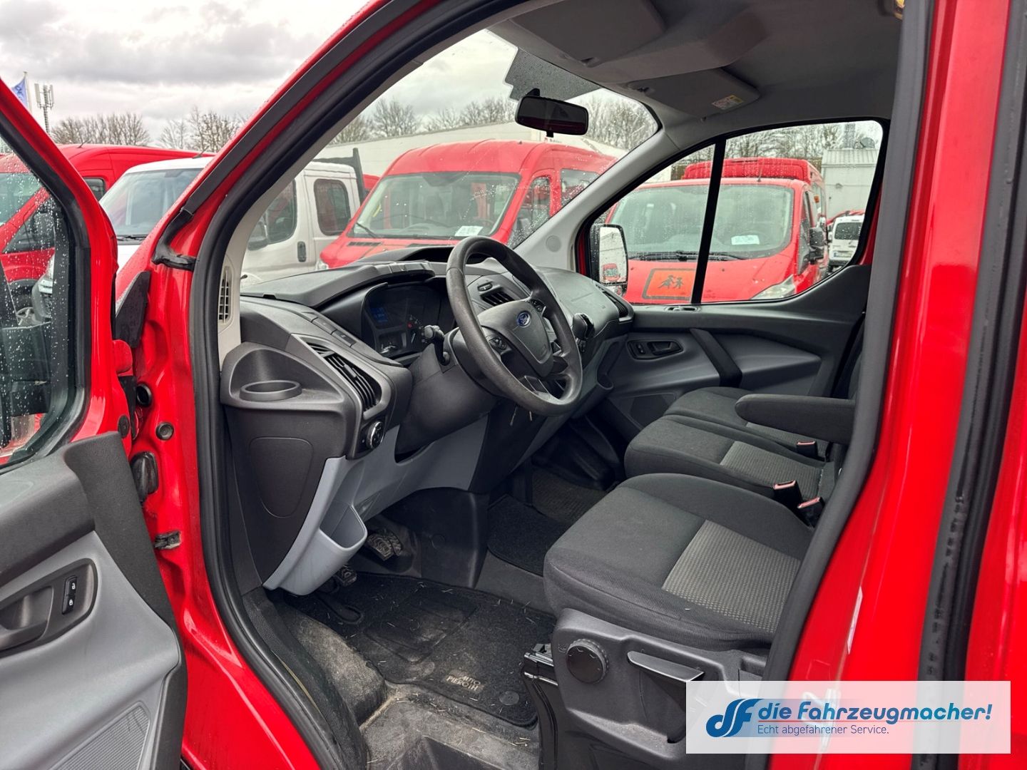 Fahrzeugabbildung Ford Transit Custom Tourneo 300 L1 *2252*EXPORT