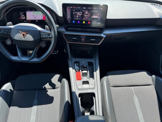 Leon ST 2.0 TSI 228kW VZ 4Drive DSG PANO/AHK/NAV