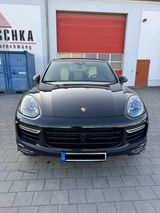 Porsche Cayenne Turbo 