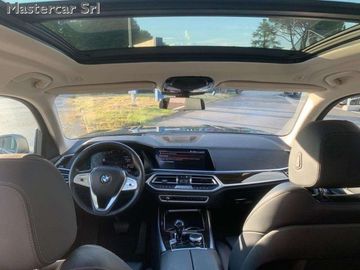 BMW X7 - 10