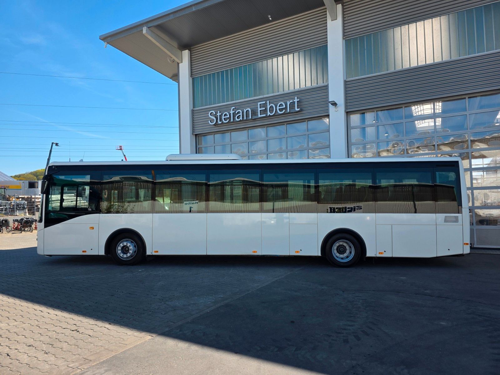 Fahrzeugabbildung Iveco Crossway LI6C 12 Klima Intarder 45+26+1