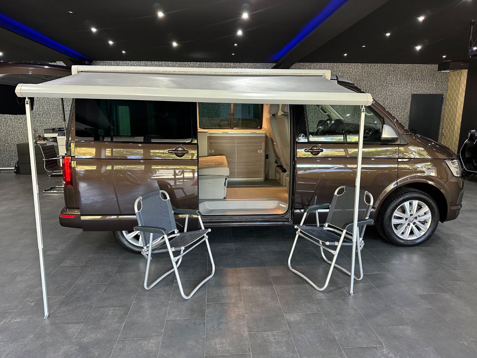 Volkswagen T6 California 4Motion "30 Years" Küche /Markisse foto 23