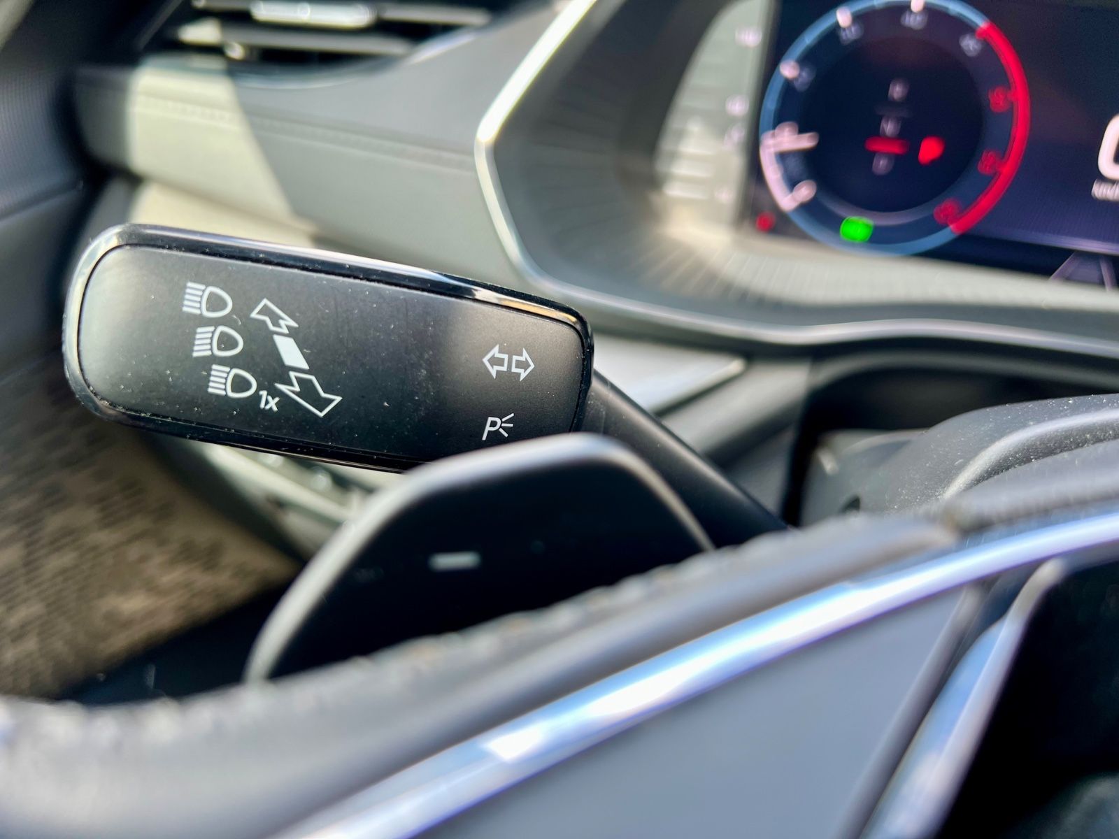 SKODA Octavia Combi Ambition AAC SHZ NAVI CARPLAY