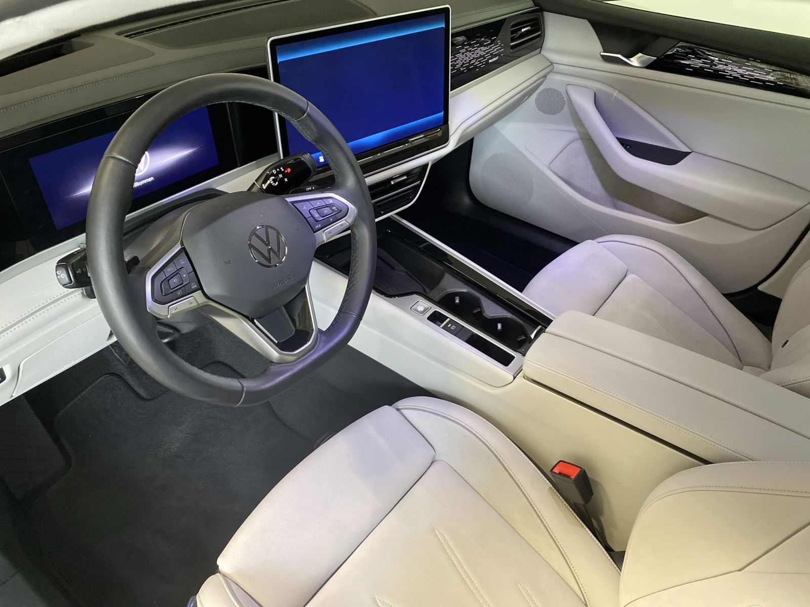 Volkswagen Passat Variant - Bild 5