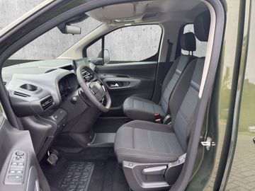 Fiat Doblo Maxi M1 1.5 130cv Kam.+Navi+SHZ+2xKlima