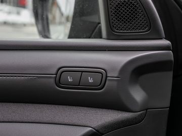 Hyundai Tucson 1.6 Prime Mild-Hybrid 4WD Leder Kamera