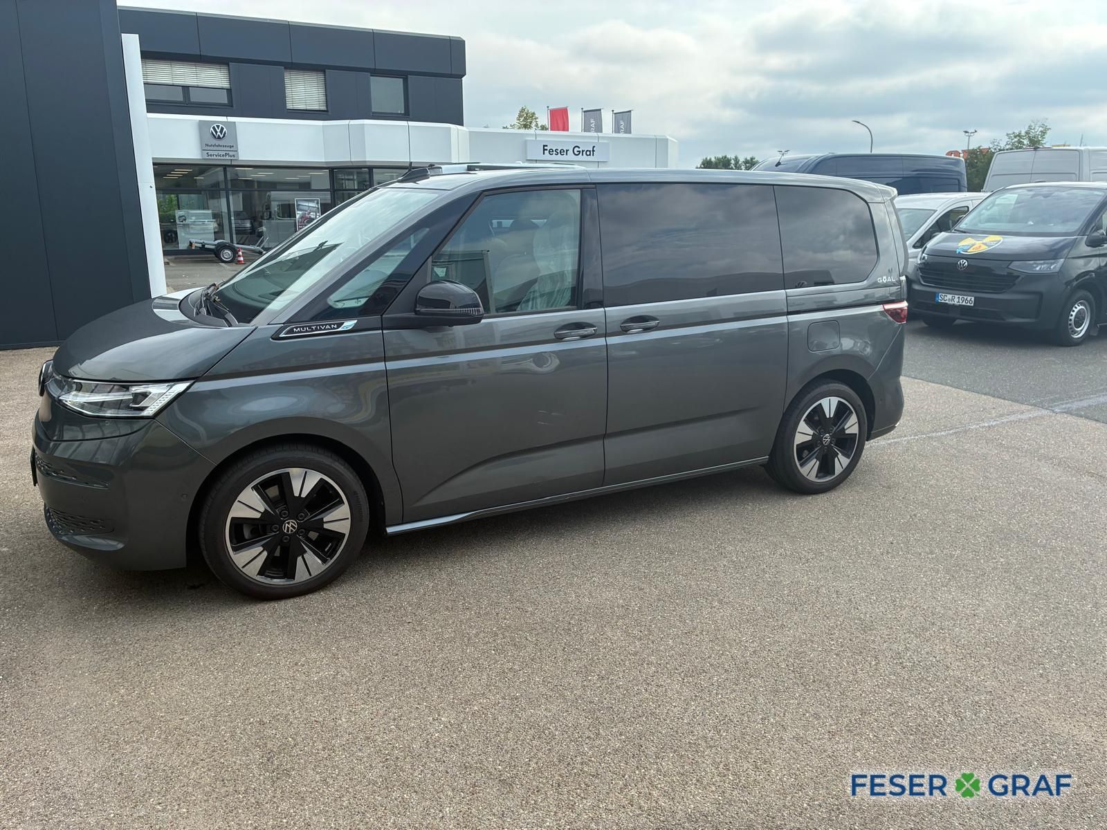 Volkswagen T7 Multivan Hybrid 1,5 DSG Navi Kamera imagem 3