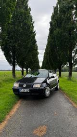 Volkswagen Bora 1.6 16V - schwarze Volkswagen Bora