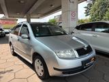 Skoda Fabia 1.4 16V Comfort Combi-Klima-AHK-PDC - Skoda Fabia aus 2002: Kombi