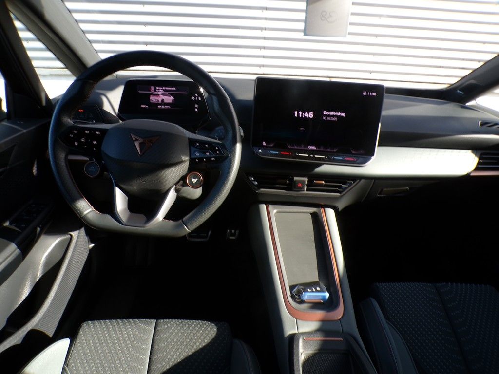 Fahrzeugabbildung CUPRA Born VZ