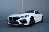BMW M8 Coupe Competition - weiße BMW M8