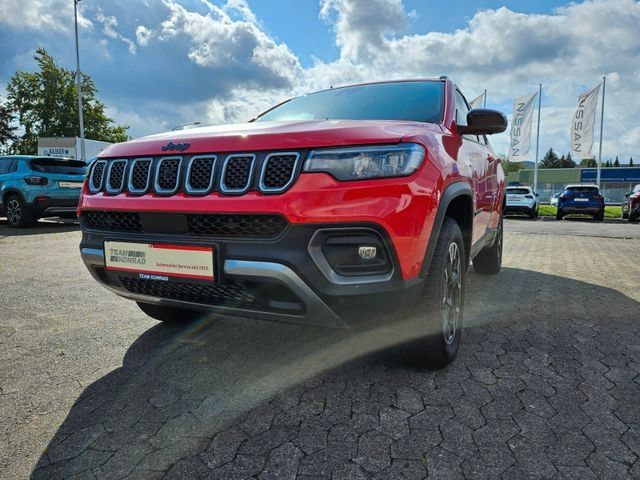 Jeep Compass 1.3T High Upland PHEV Premium Techno AHK