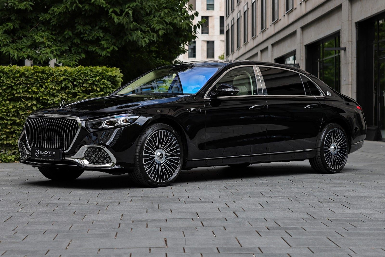 Mercedes-Benz S 580 Maybach 4Matic | 4D | TV | 2027 | 4 SEATS