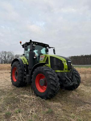 Claas AXION 930