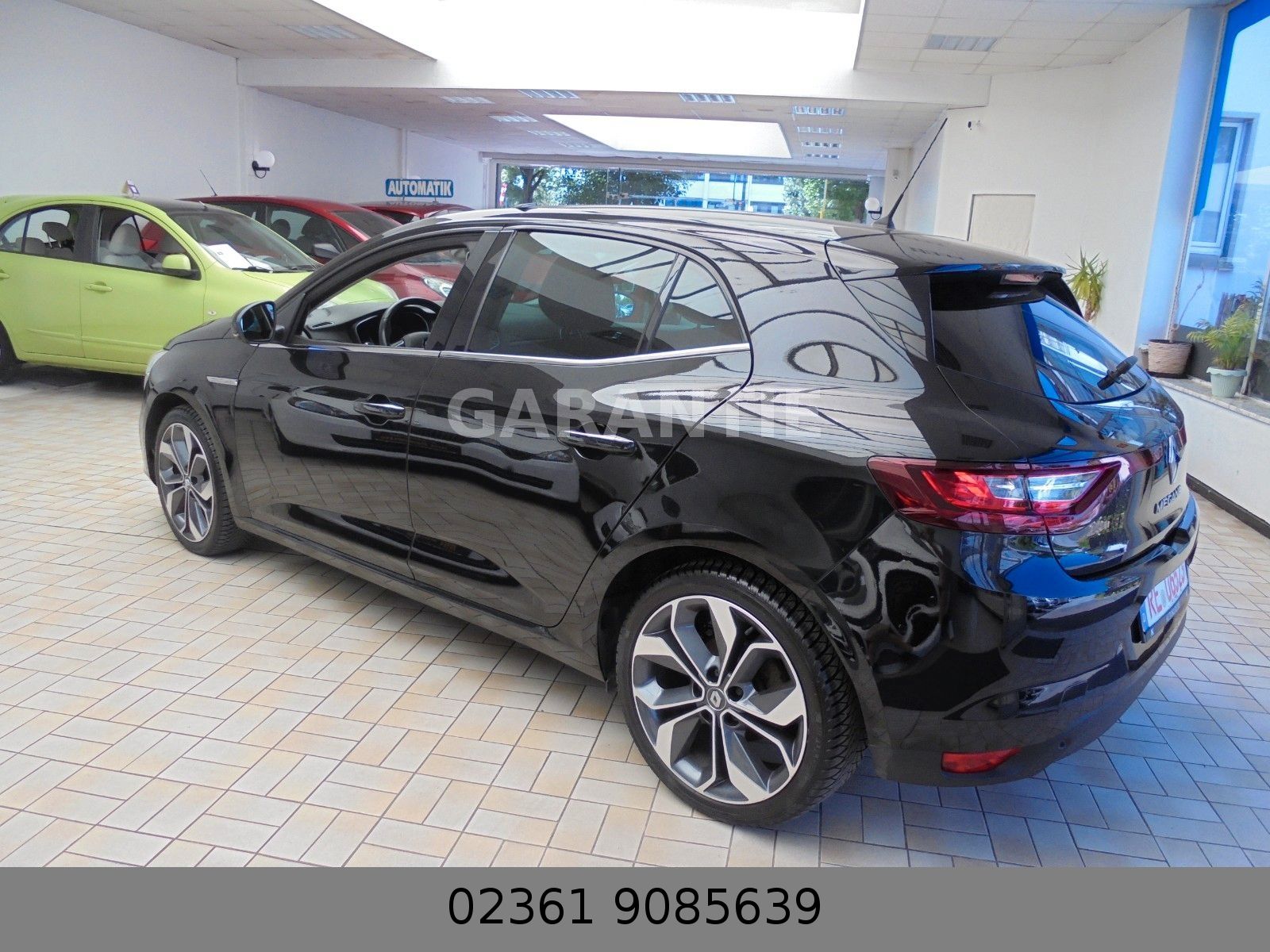 Fahrzeugabbildung Renault Megane IV Limited  Klima/Shz/Navi/Kamara/