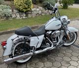 Harley-Davidson Road King Classic - HARLEY-DAVIDSON ROAD KING
