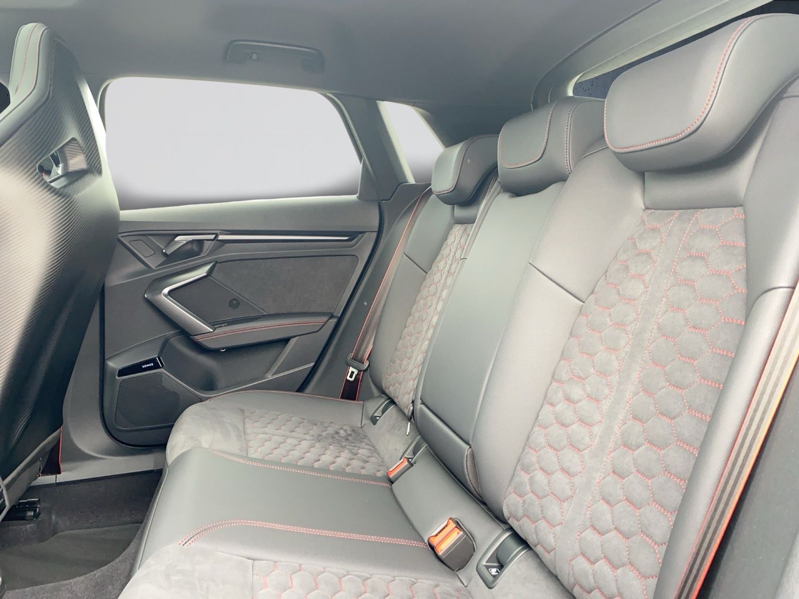 Audi RS3 - Bild 12