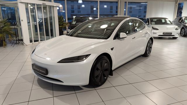 Tesla Model 3 Highland