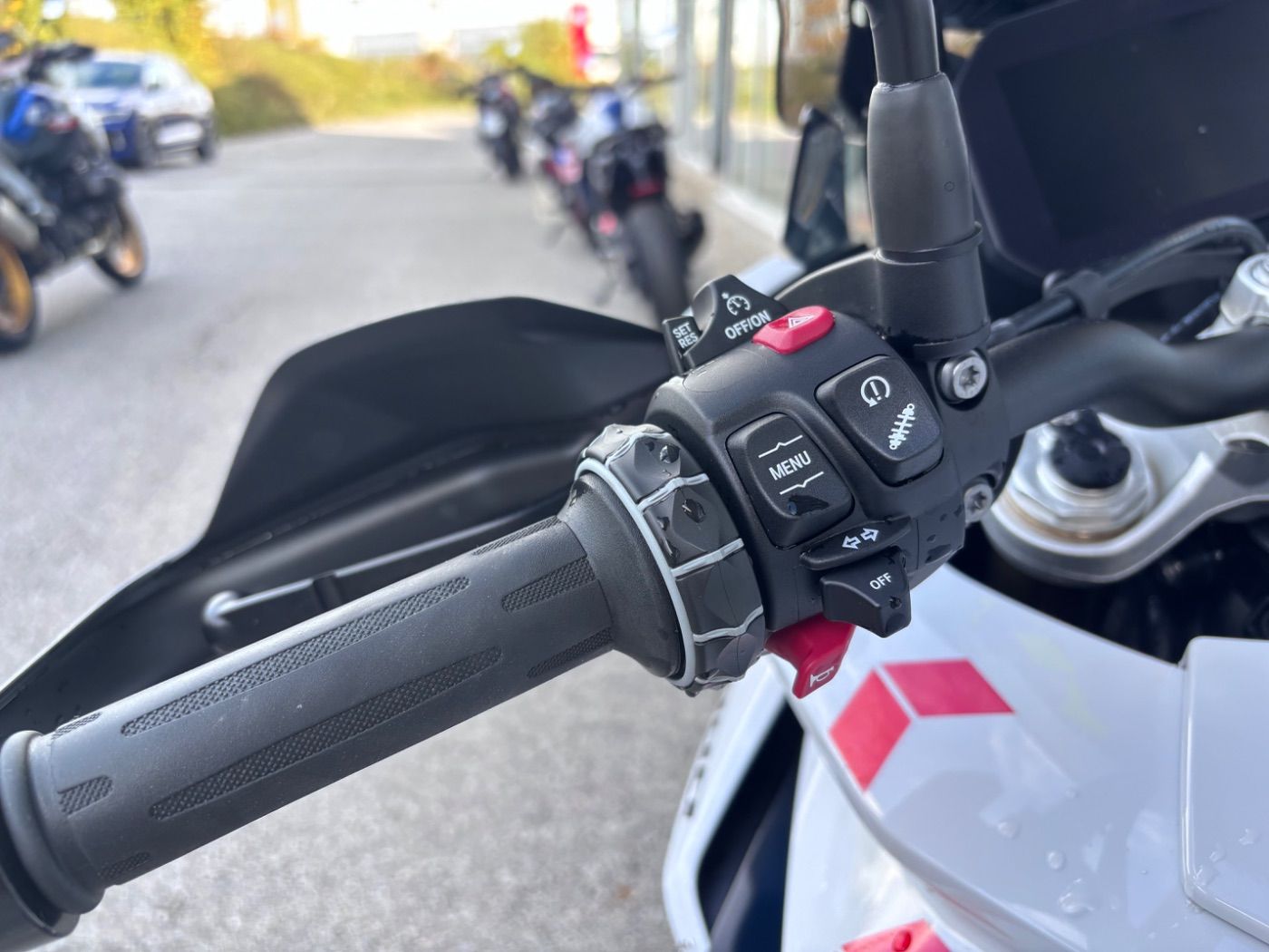 Fahrzeugabbildung BMW S 1000 XR Dynamik Paket,