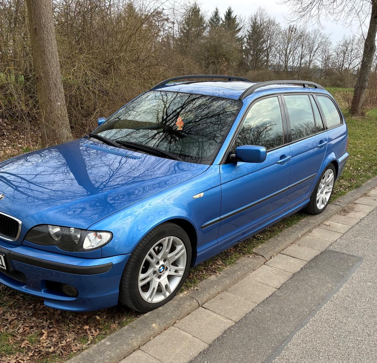 BMW 318, 2005