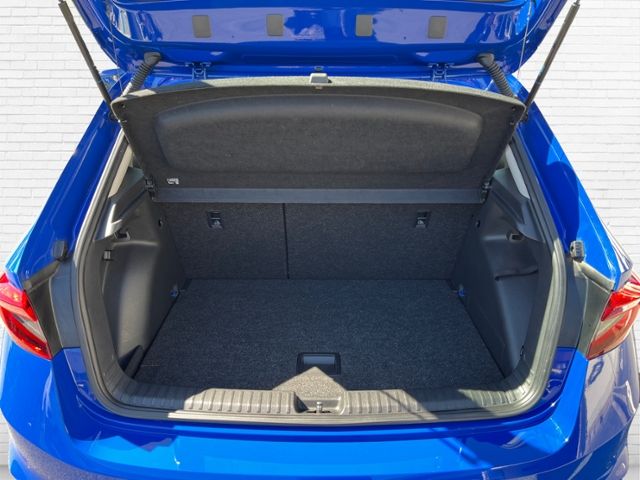 Fahrzeugabbildung SKODA Fabia Tour 1.0 TSI KLIMA LED ALU