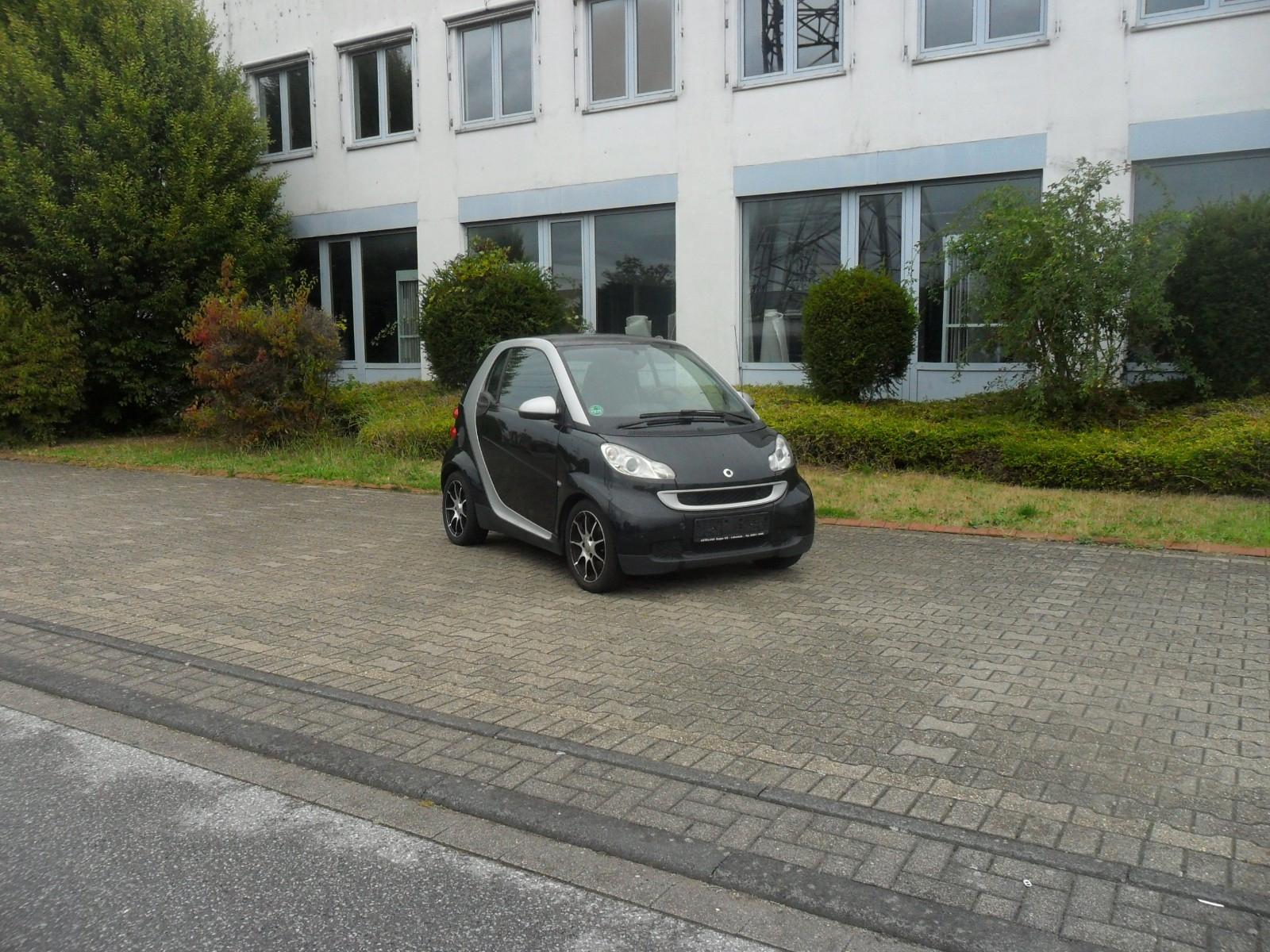 Smart ForTwo fortwo coupe*MHD*Aut*Klima*Alu*Panor.Dach