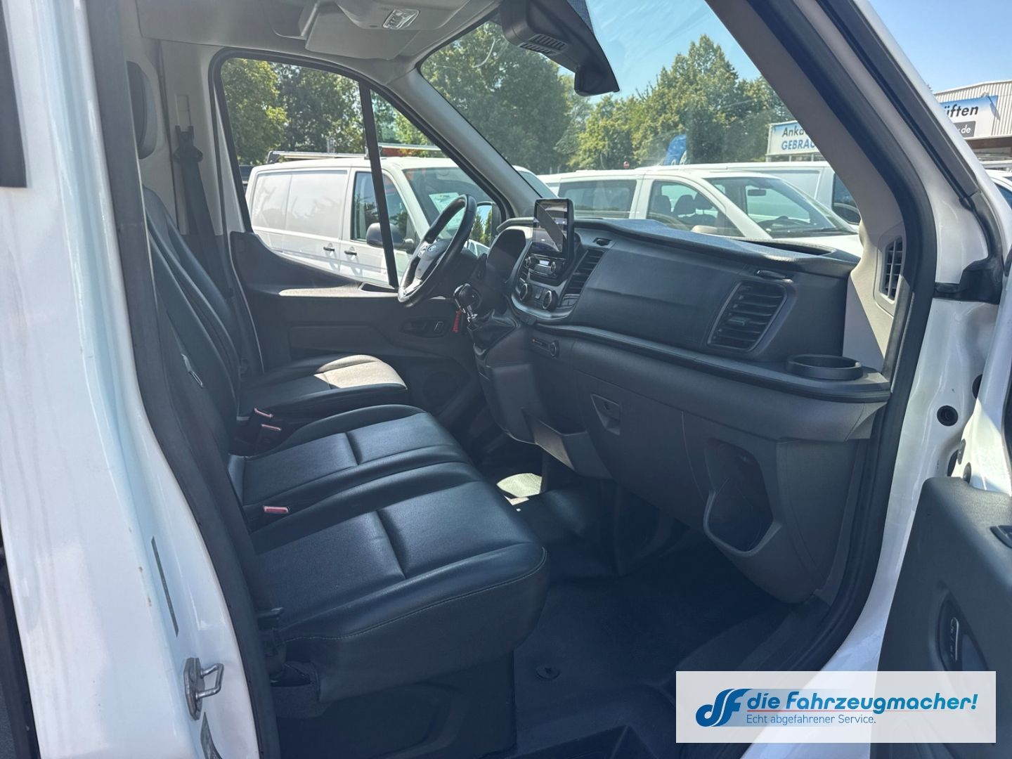 Fahrzeugabbildung Ford Transit Kasten 350 L2H3 Trend 2.0 TDCi KAMERA St