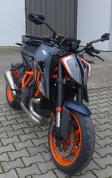 KTM 1290 Super Duke R, WP APEX PRO RR-Fahrwerk uvm.