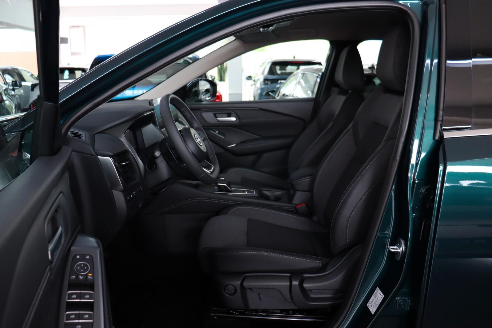 Nissan Qashqai 1.3 AT N-Connecta Navi,LED,TLeder SOFORT, миниатюра 12