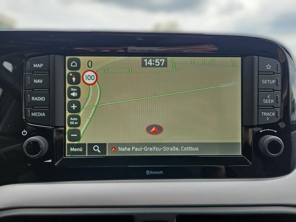 Fahrzeugabbildung Hyundai i10 1.2 Benzin A/T Prime LM KlimaA Navi PDC AUT