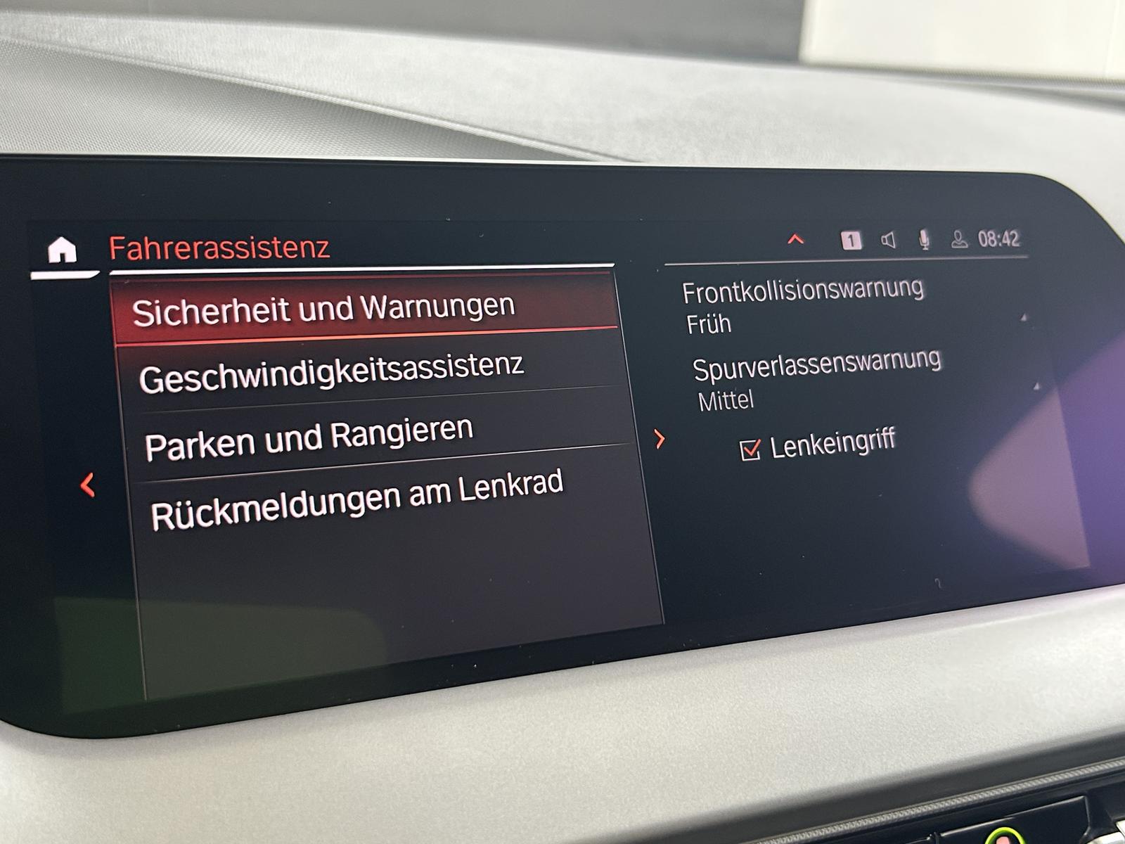 BMW 1 Series i Advantage+LED+KAM+Nav+Temp+Digitales Kombi, миниатюра 27