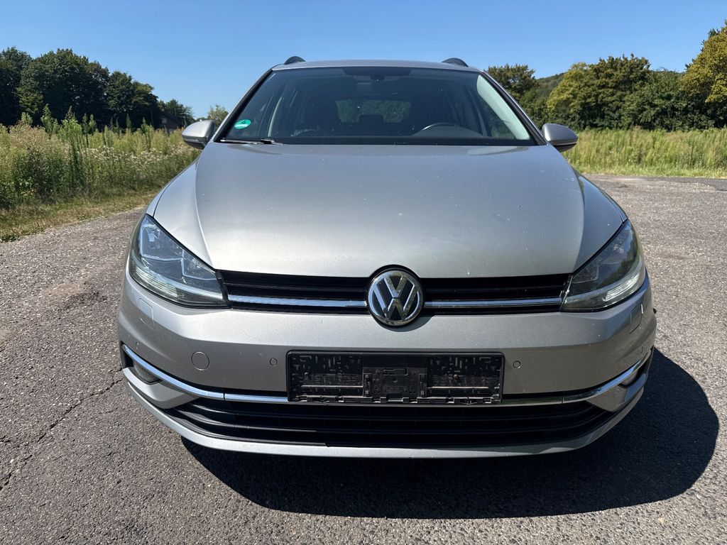 Image of Volkswagen Golf