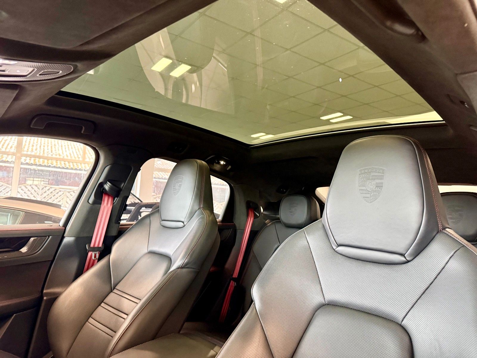 Fahrzeugabbildung Porsche Cayenne GTS Coupe SportDesign/AHK/ACC/HeadUp
