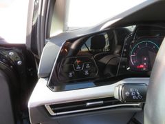 VW Golf VIII Variant 2.0 TDI Life DSG LED Navi Ahk VW Golf VIII Variant 2.0 TDI Life DSG LED Navi Ahk