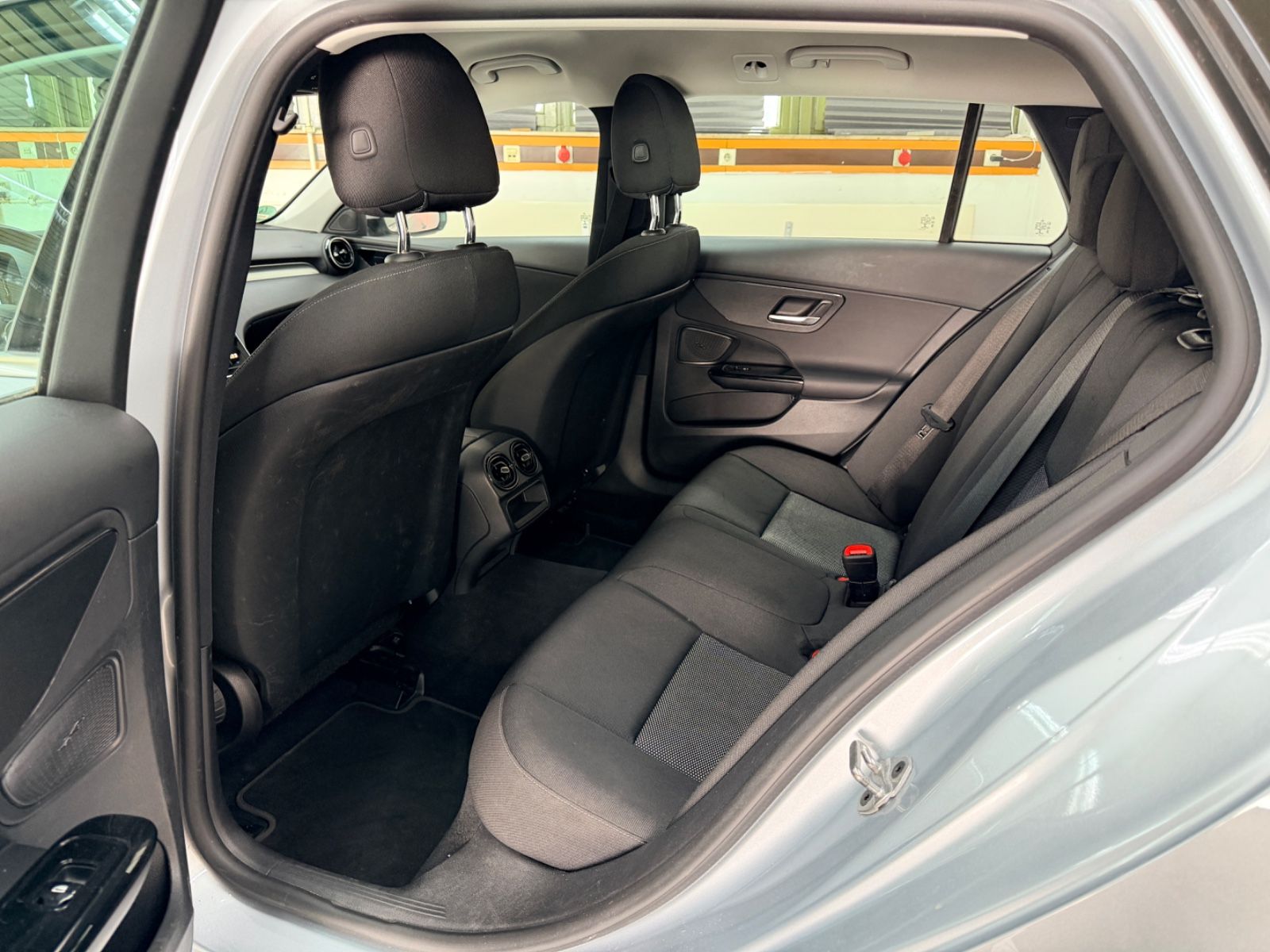 Mercedes-Benz C 220 T d/KAMERA/AHK/SHZ/LED/NAVI/SPUR foto 18