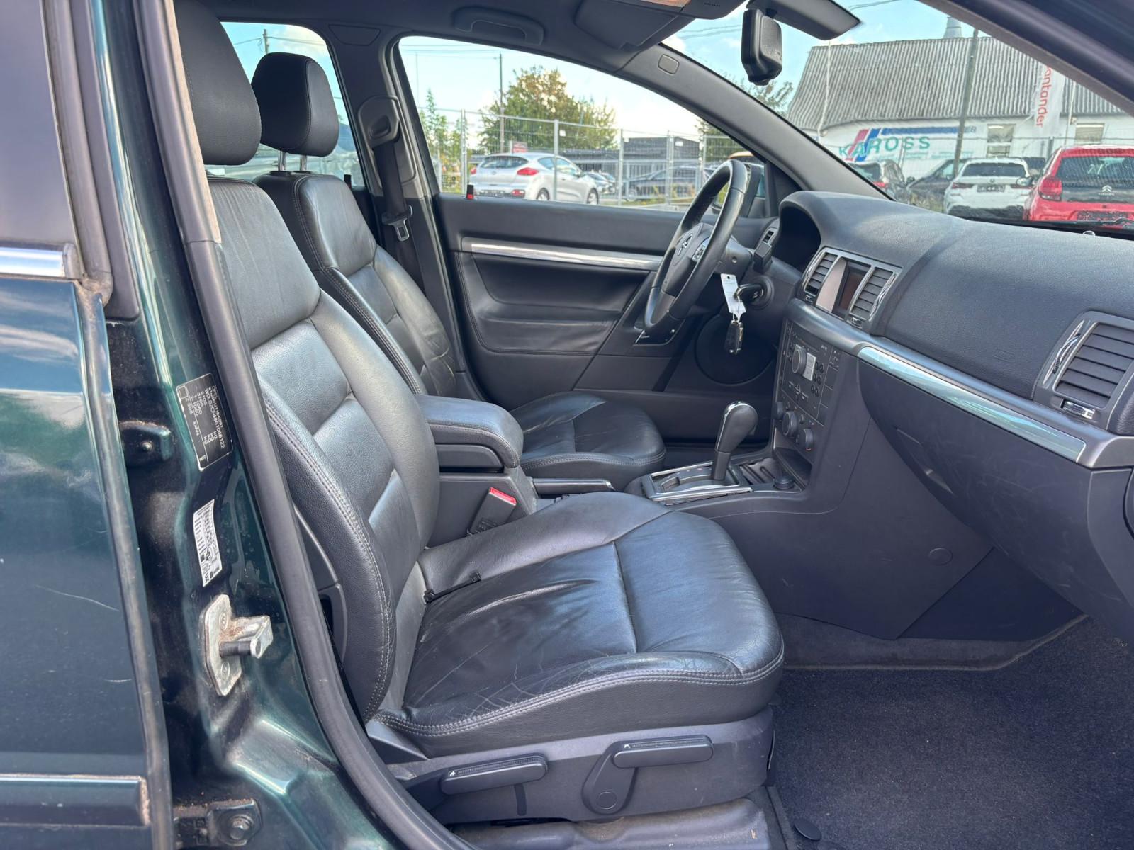 Opel Signum 2005 — photo 14