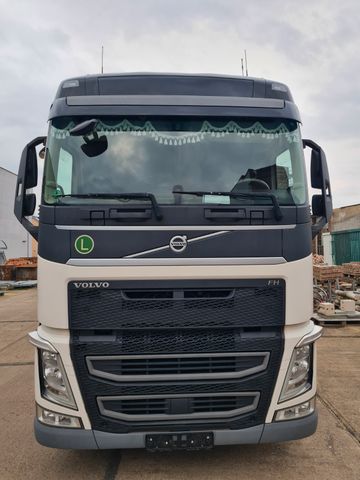 Volvo FH 460  2X Tanks  ACC