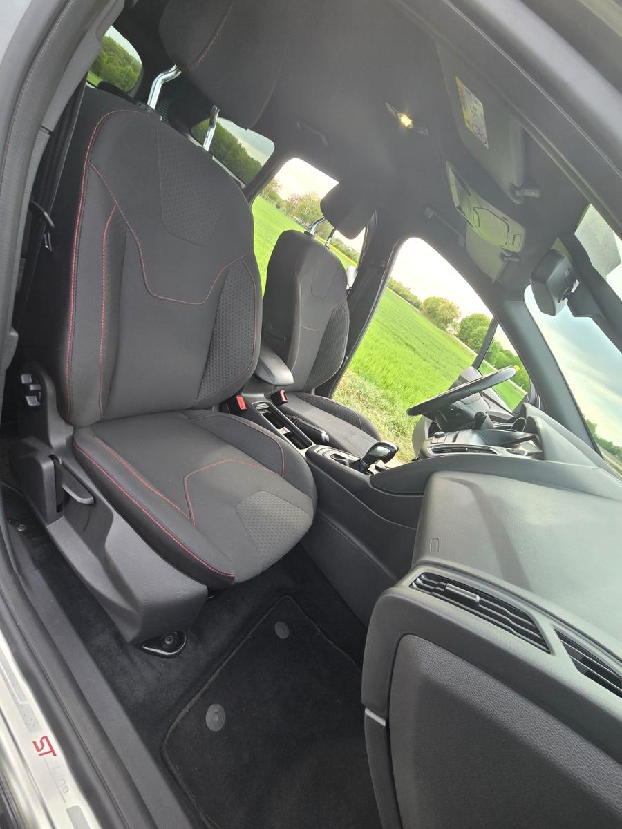 Ford Focus 1,5 EcoBoost 134kW ST-Line Turnier Aut...
