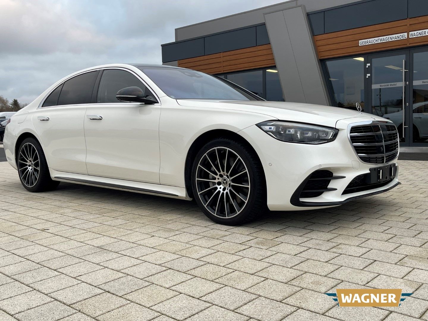 Fahrzeugabbildung Mercedes-Benz S 400 d 4Matic AMG Voll NP 163 T Euro