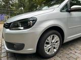 Volkswagen Touran 1.4 TSI EcoFuel - Familienvan - mit CNG-Antrieb: Kleinbus