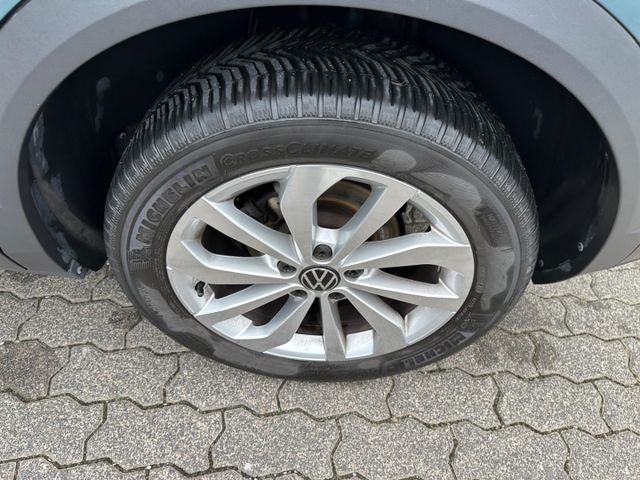 T-Roc Style 1.5 TSI DSG AHK Navi Panorama DCC