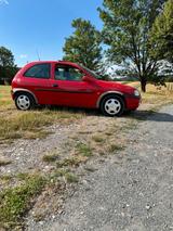 Opel Corsa B 1.2 Advantage Sondermodell - Opel Corsa: Advantage