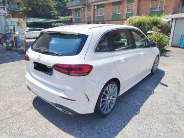 Mercedes B 180 - 4