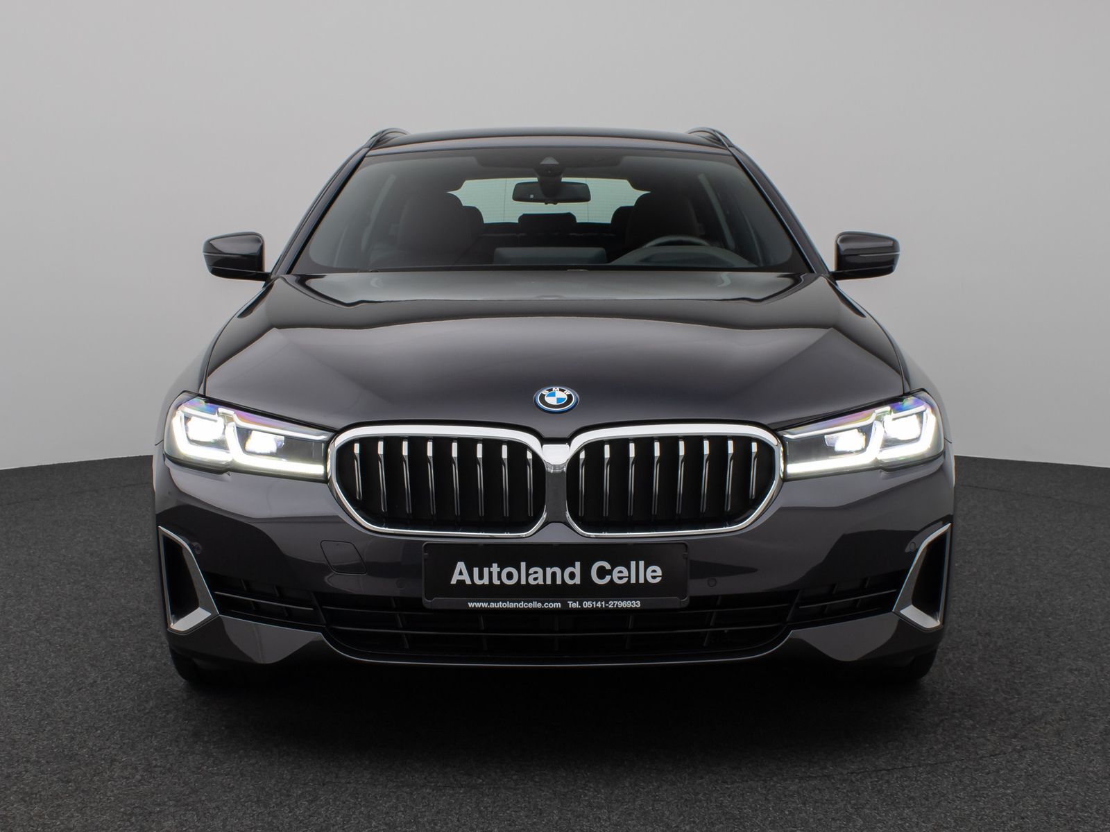 Fahrzeugabbildung BMW 530e LuxuryLine Kamera Laser HUD DAB H/K Komfort