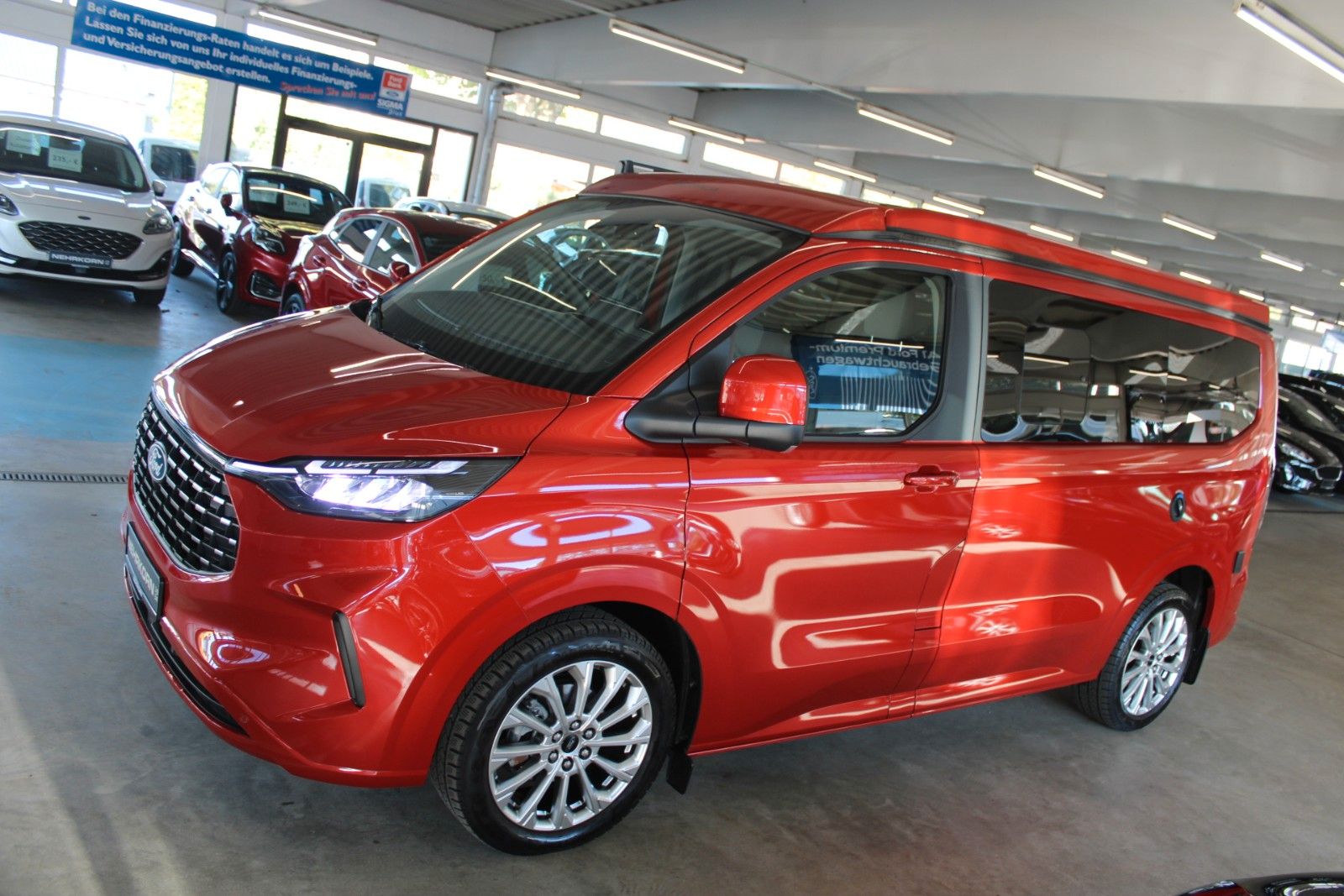 Fahrzeugabbildung Ford NUGGET L1 Titanium Aut. MARKISE + Aufstelldach