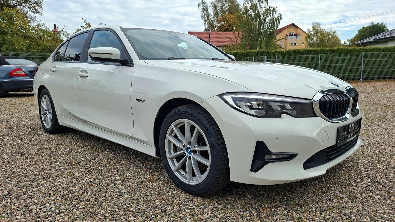 BMW 320 e Limousine Advantage AHK LED NAVI PDC imagem 2