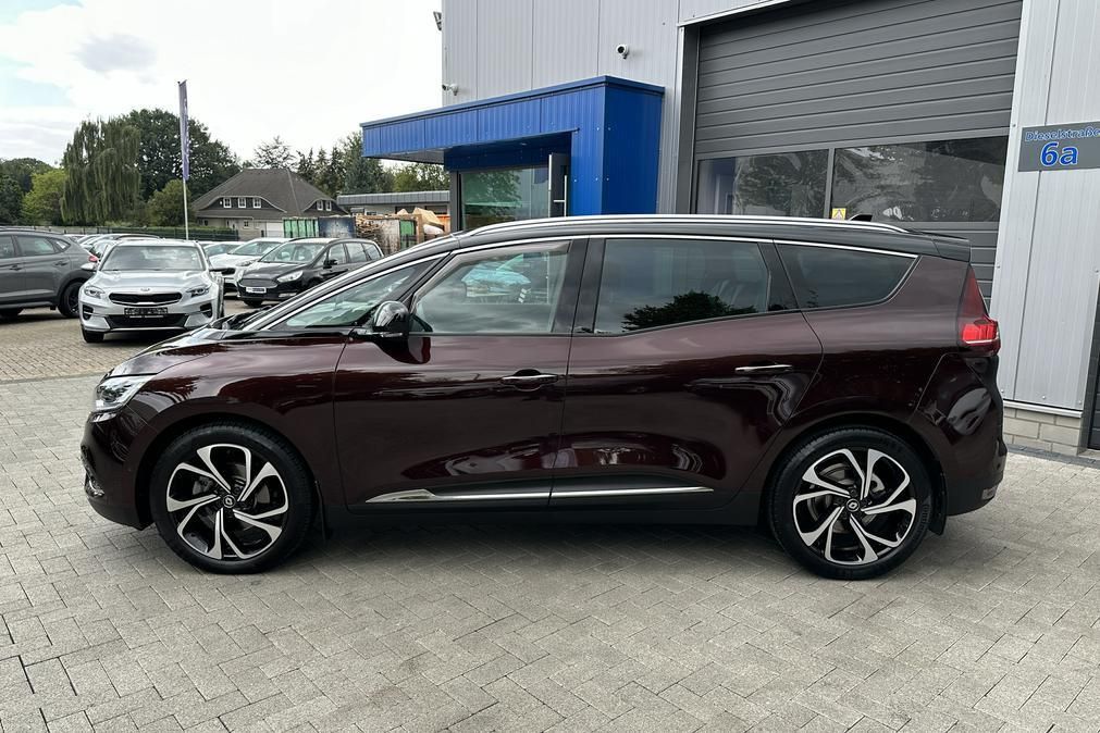 RENAULT Grand Scenic